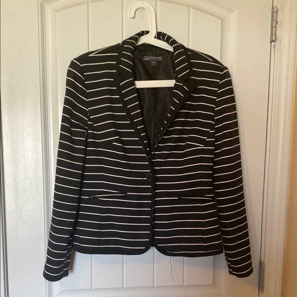 Croft & Barrow Black and White Striped Blazer